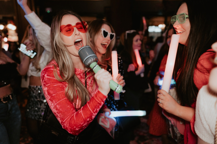 The Unfiltered Bride Podcast magician